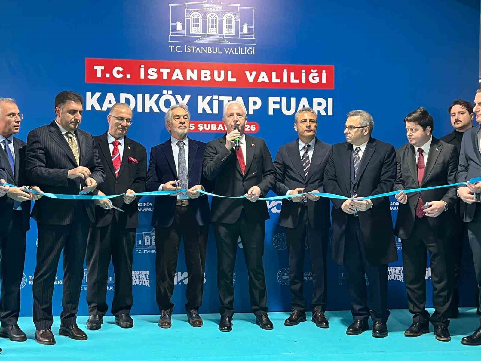 İstanbul Valisi Gül: "İstanbul Valiliği olarak bütün ilçelerimizde kitap fuarı düzenleyeceğiz"
