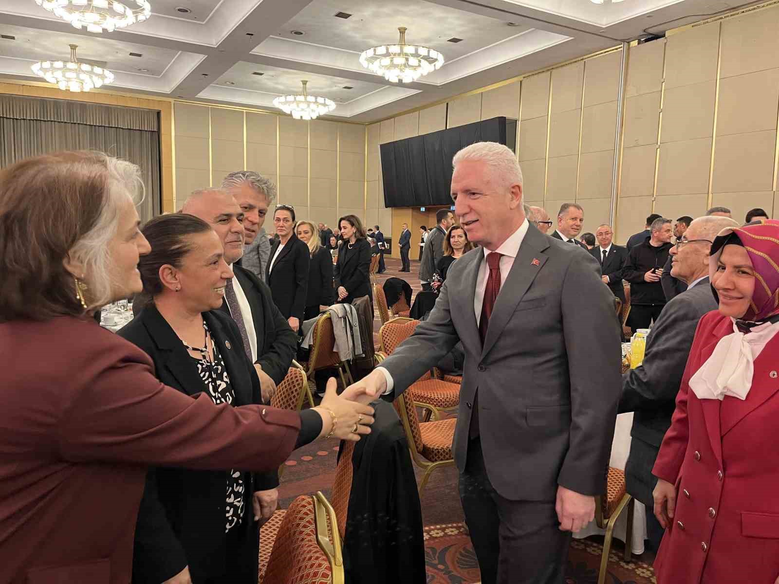 İstanbul Valisi Gül: "İstanbul’da 100 tane kreş, 100 tane anaokulu ve 4-6 yaş Kur’an kursları yapacağız"
