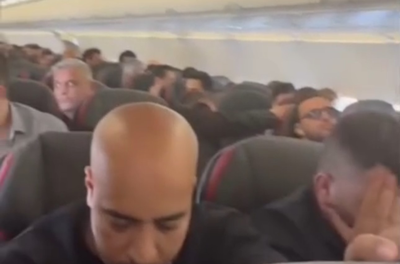 İstanbul-Van seferini yapan uçak zorlu hava şartlarına rağmen başarıyla indi
