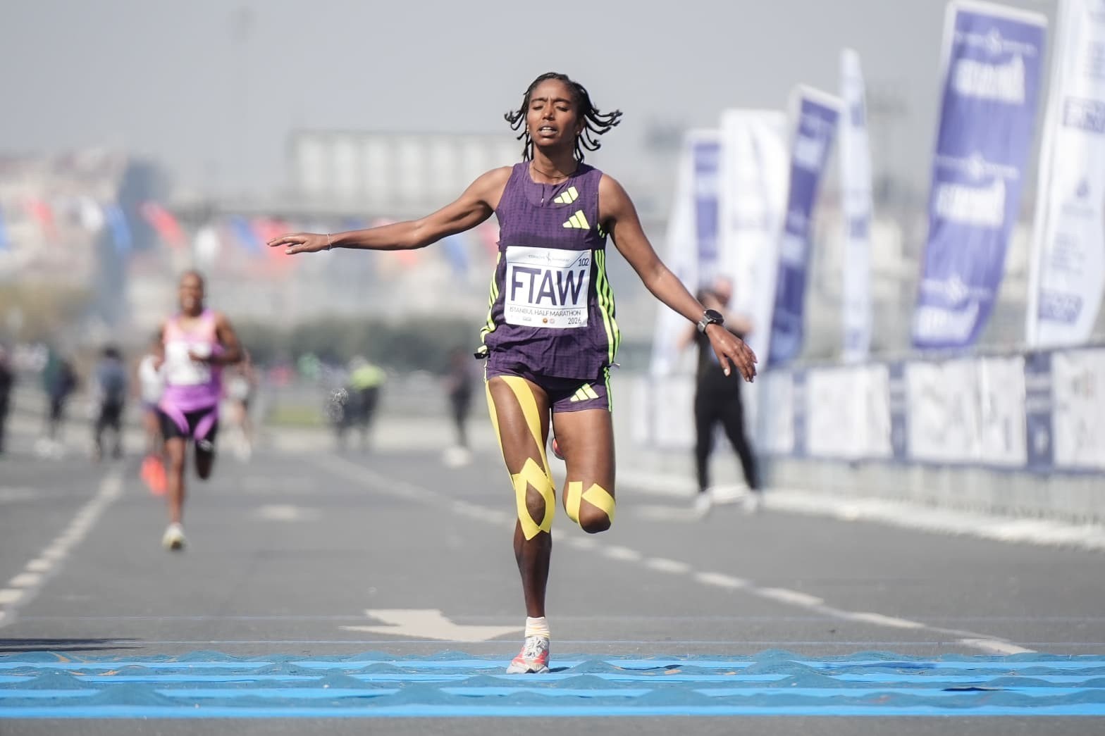 İstanbul Yarı Maratonu’nu erkeklerde Alex Matata, kadınlarda Purity Gitonga kazandı

