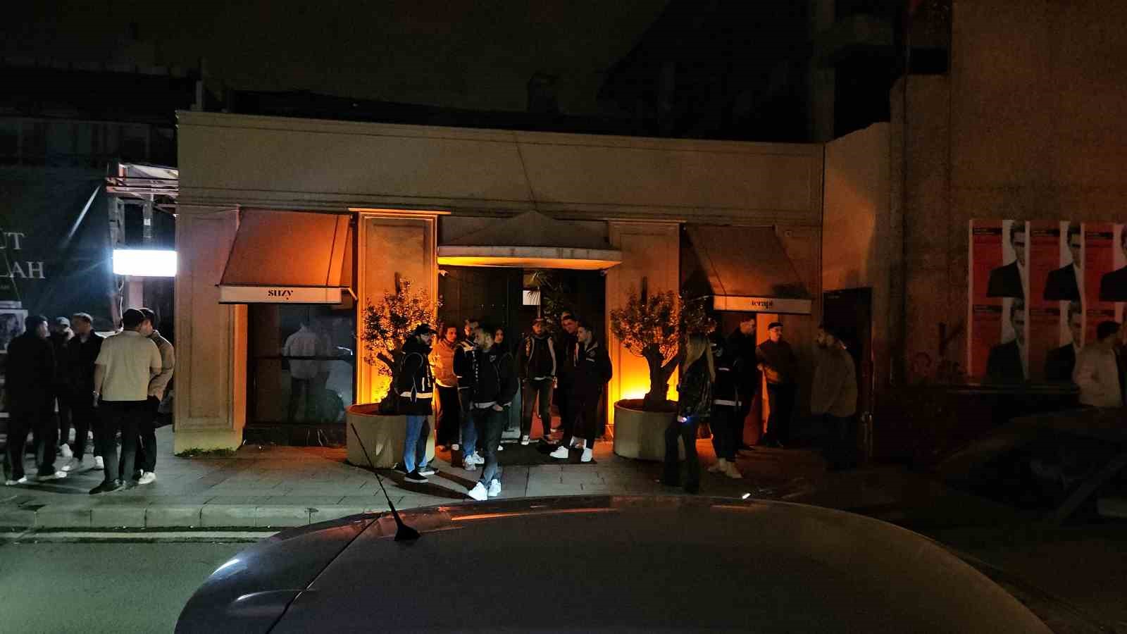 İstanbul’da 2 eğlence mekanında daha uyuşturucu operasyonu: Ünlü isimler gözaltında
