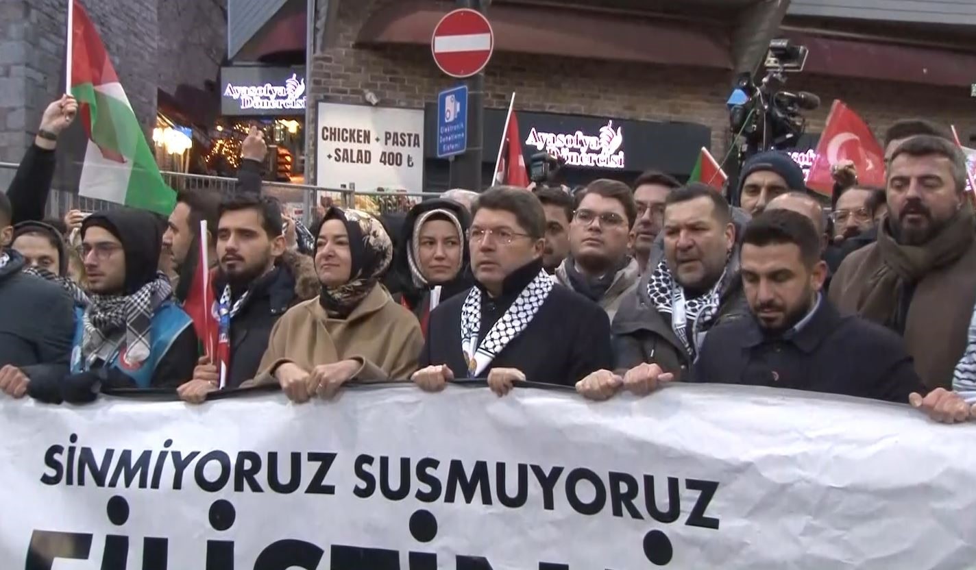 İstanbul’da büyük Gazze yürüyüşü
