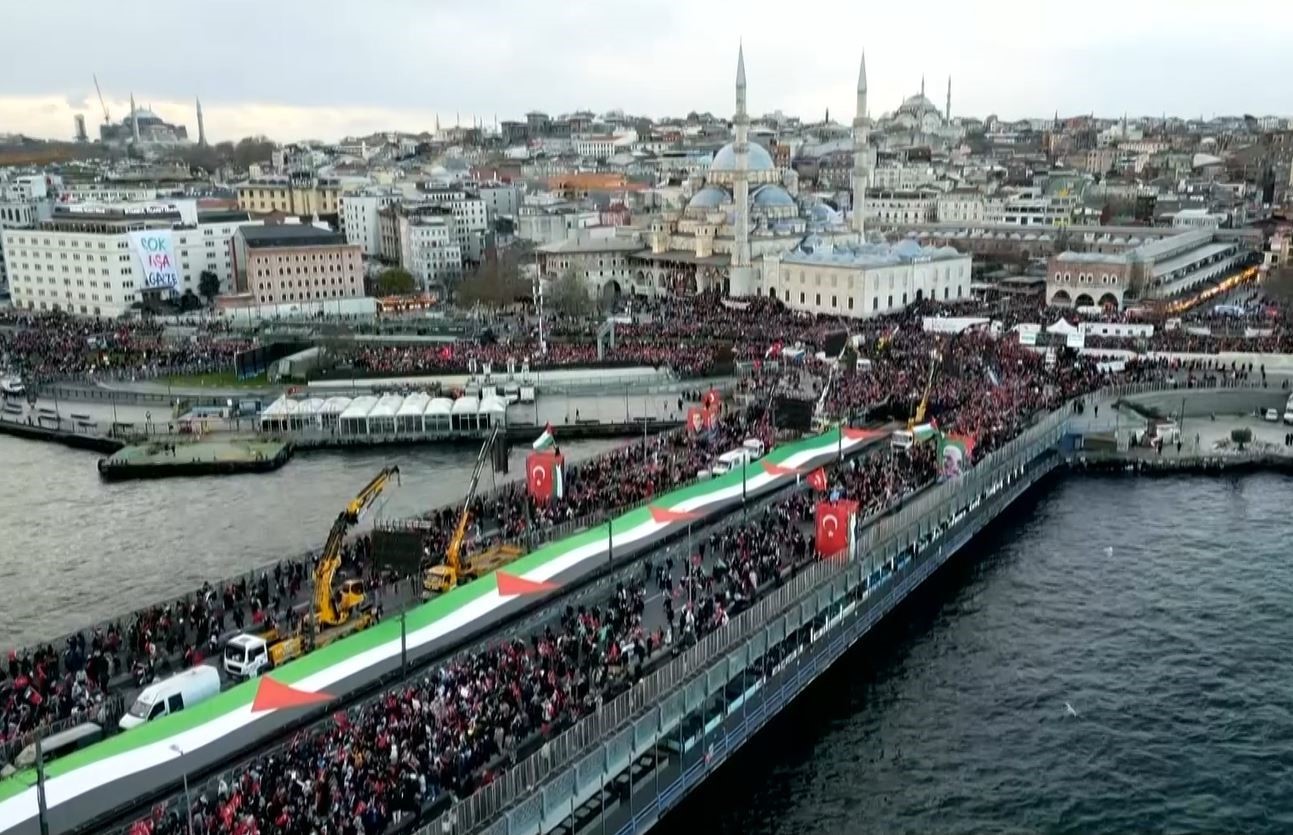 İstanbul’da büyük Gazze yürüyüşü
