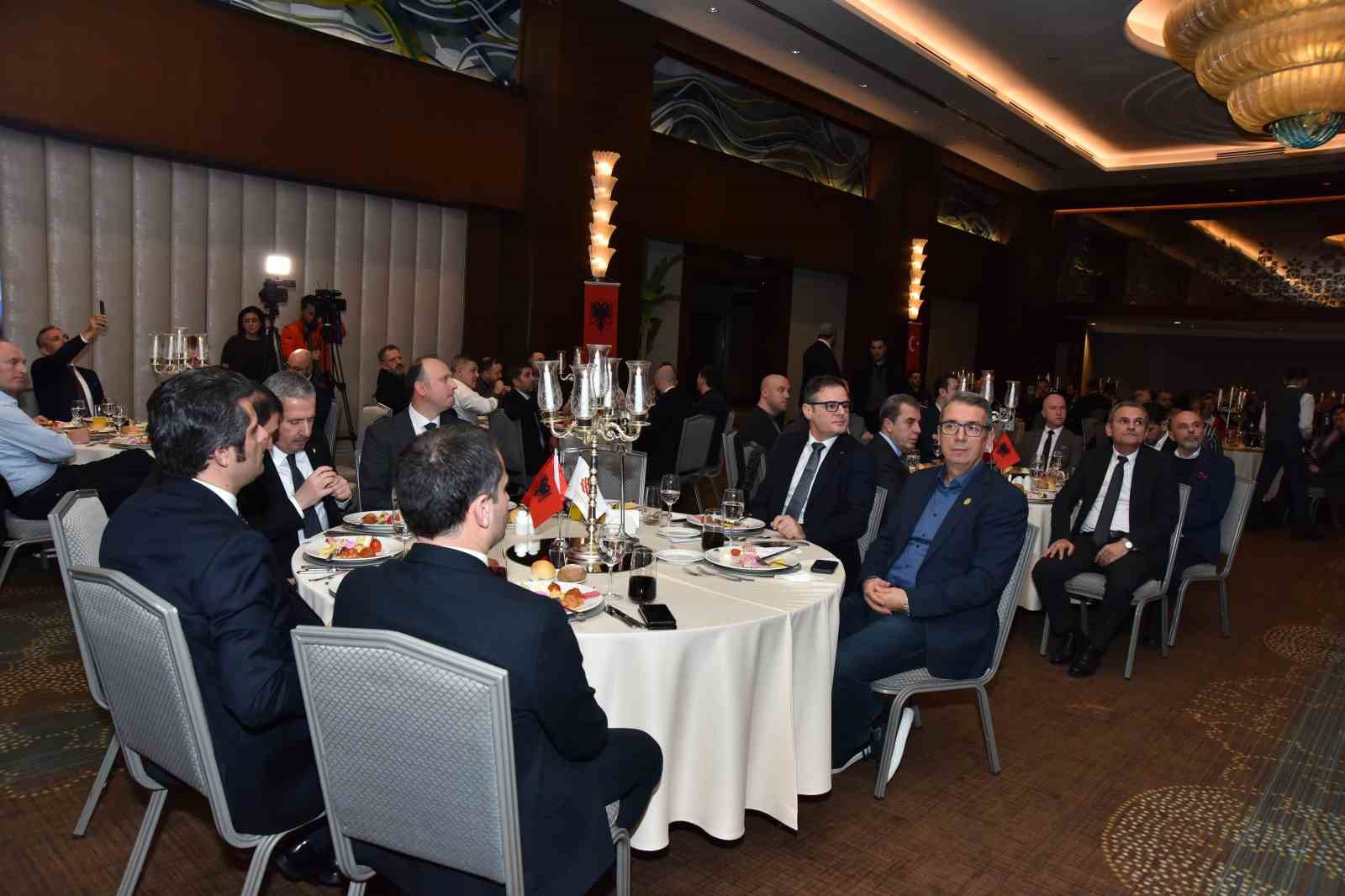 İstanbul’da dev ekonomi zirvesi: Balkan coğrafyası ile Türkiye arasındaki ticaret masaya yatırıldı
