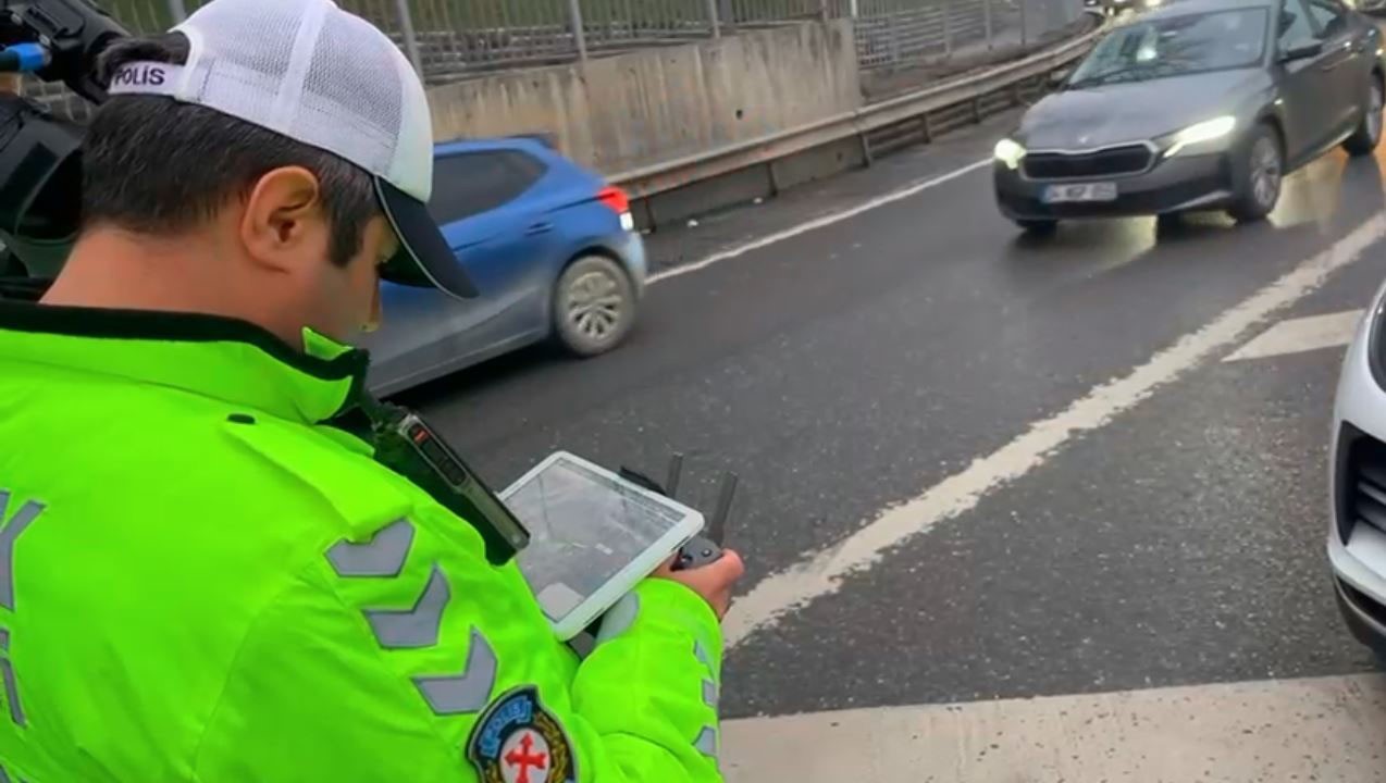 İstanbul’da dron destekli "Taralı alan ihlali" denetiminde sürücülere ceza yağdı
