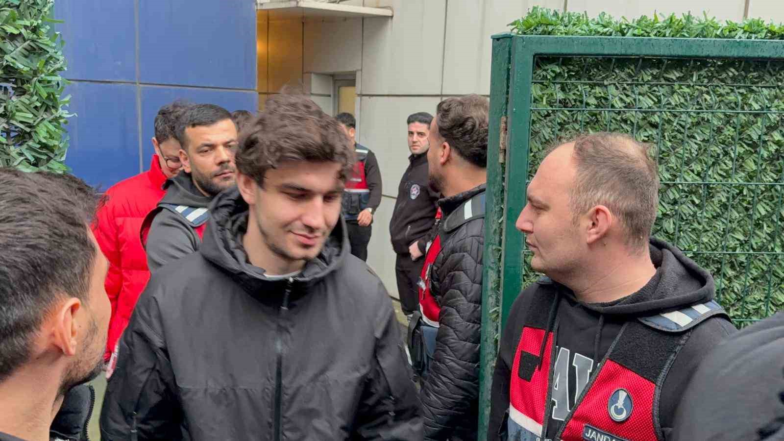 İstanbul’da gözaltına alınan fenomenler sağlık kontrolüne geçirildi
