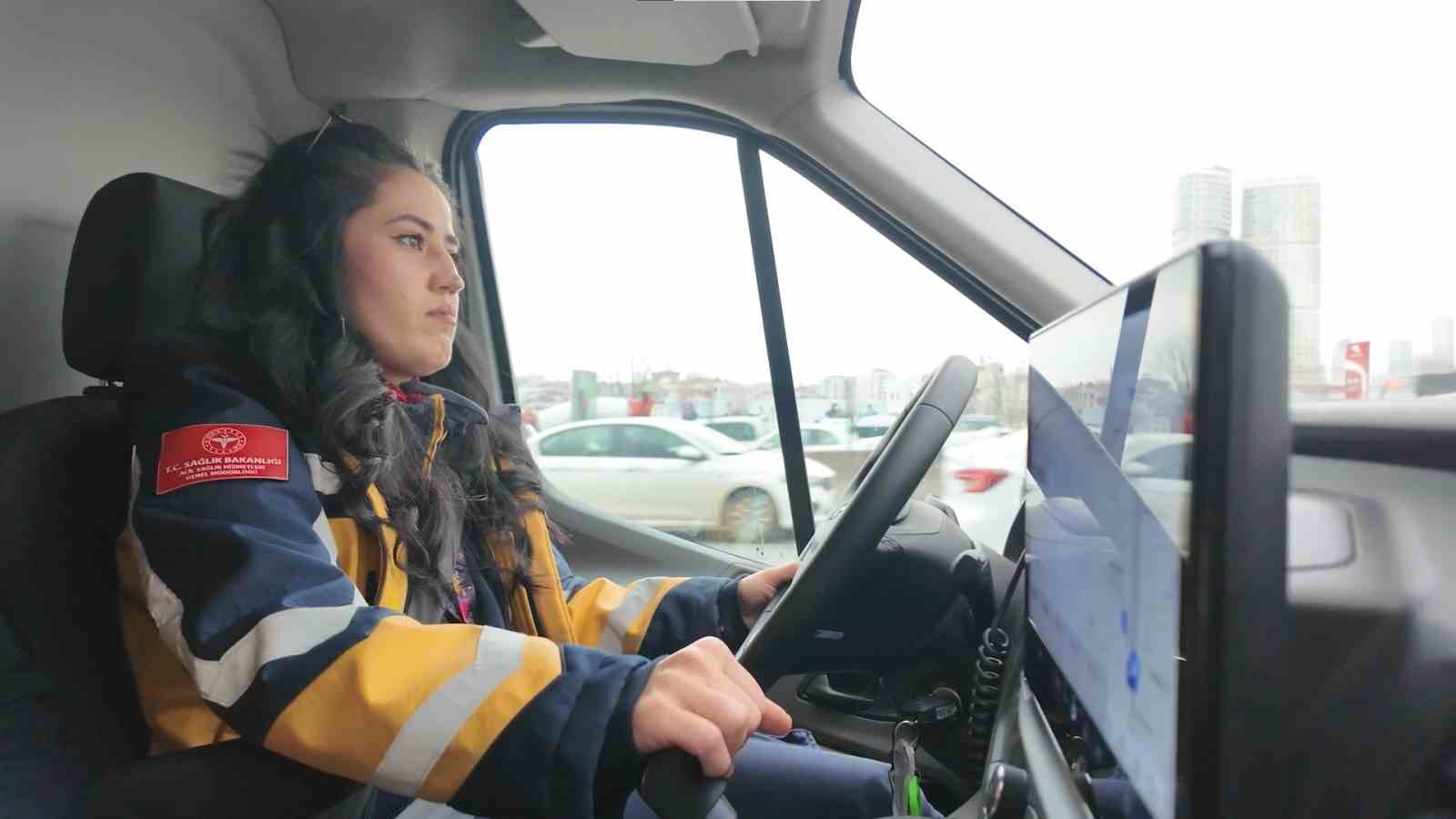 İstanbul’da hayat kurtaran kadın sürücüler
