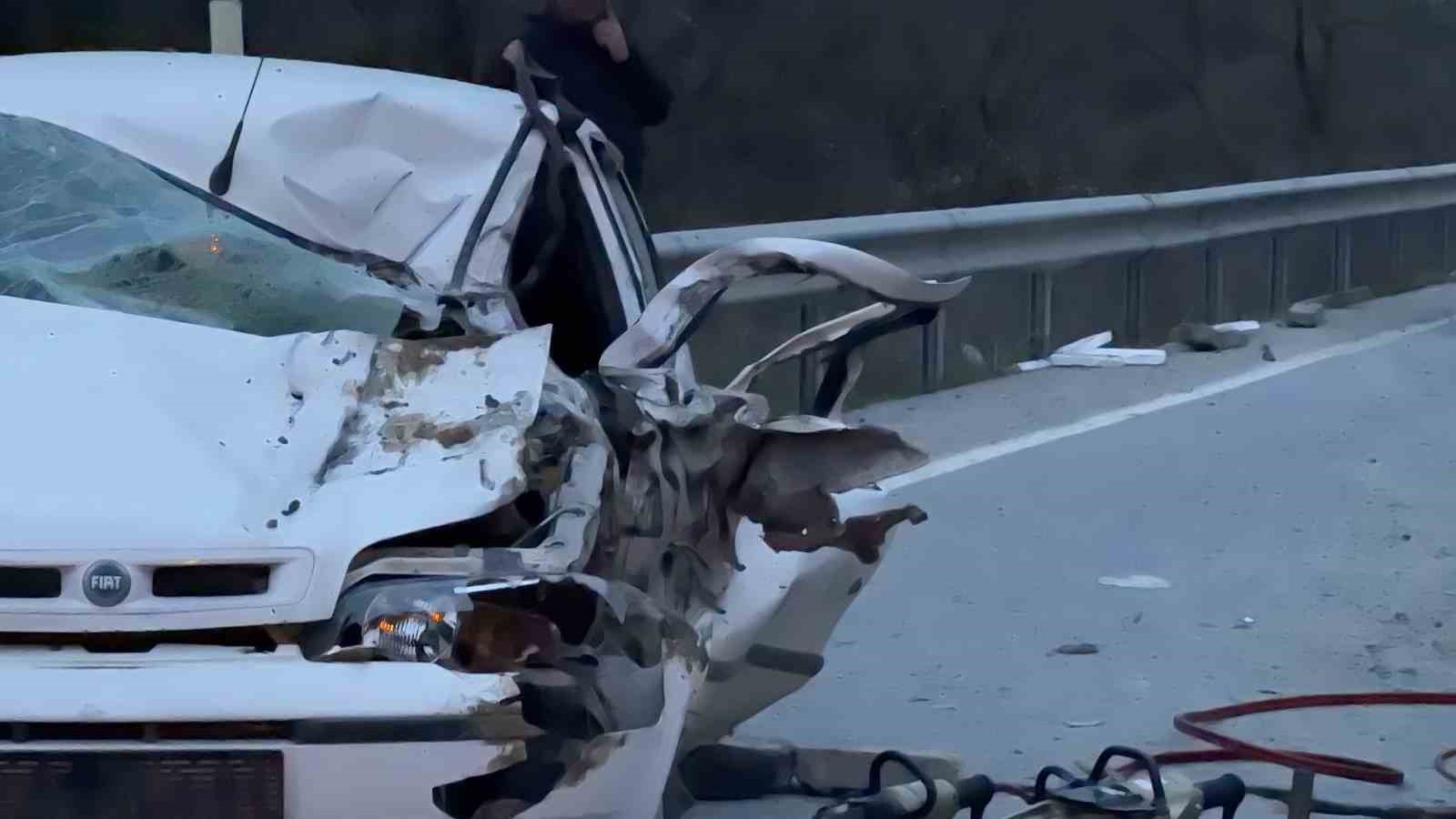 İstanbul’da iftar saatinde feci kaza: 1 ölü, 2 yaralı
İstanbul’da iftar saatinde feci kaza: 1 ölü, 2 yaralı