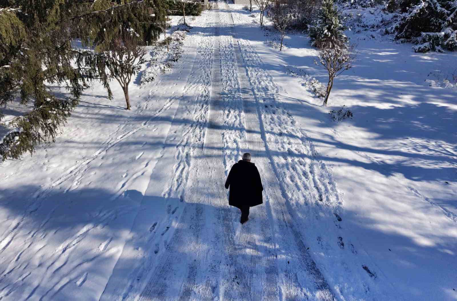 İstanbul’da kar göremeyenler Atatürk Arboretumu’na geldi
