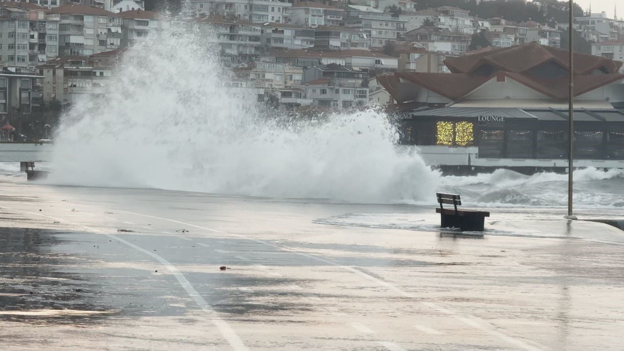 İstanbul’da lodos etkili oluyor
