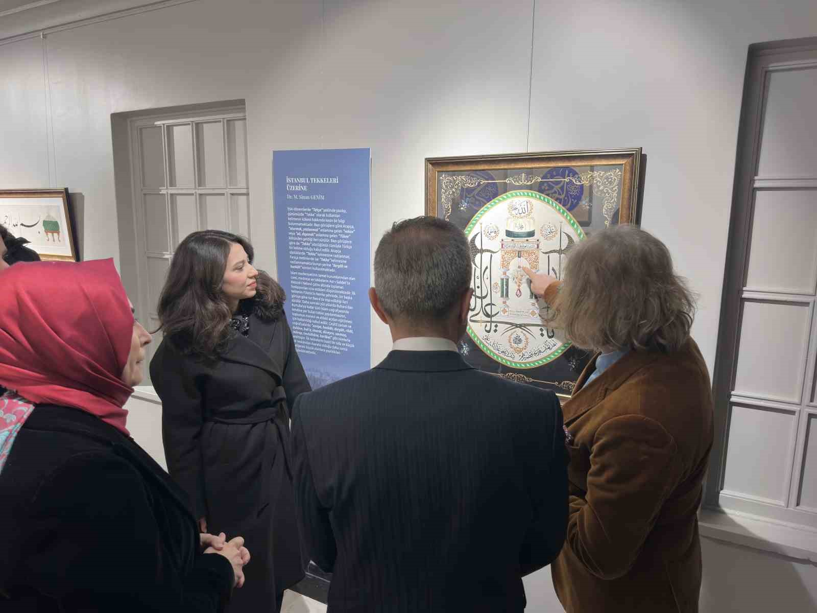 "İstanbul’da Tasavvufi Hayat" sergisi sanatseverlerle buluştu
"İstanbul’da Tasavvufi Hayat" sergisi sanatseverlerle buluştu