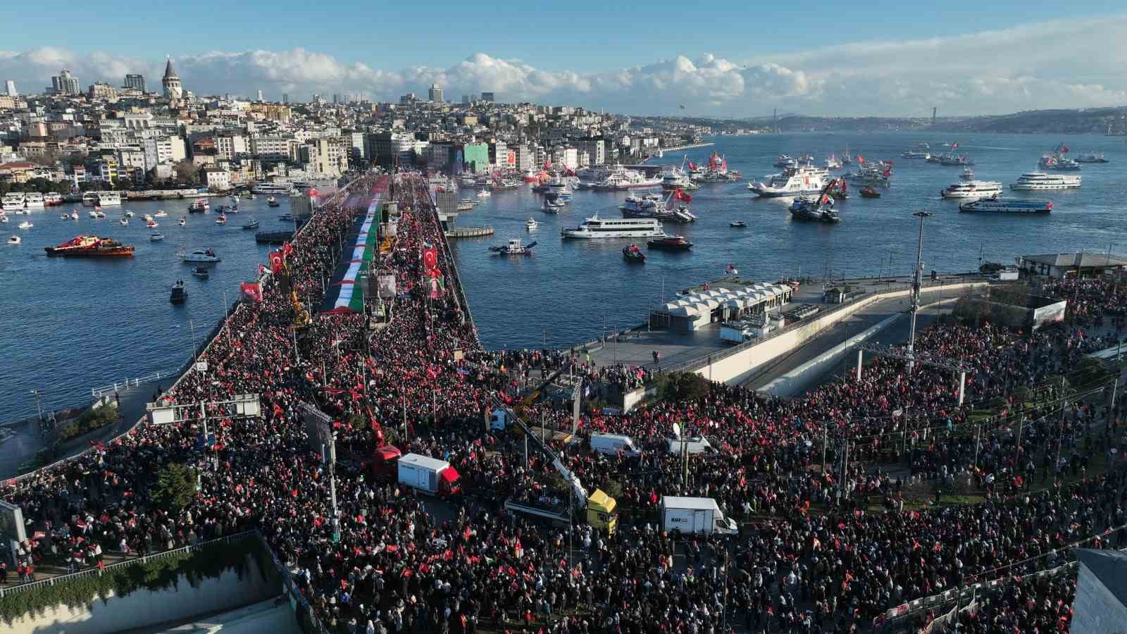 İstanbul’daki Filistin yürüyüşüne yaklaşık 520 bin kişi katıldı
