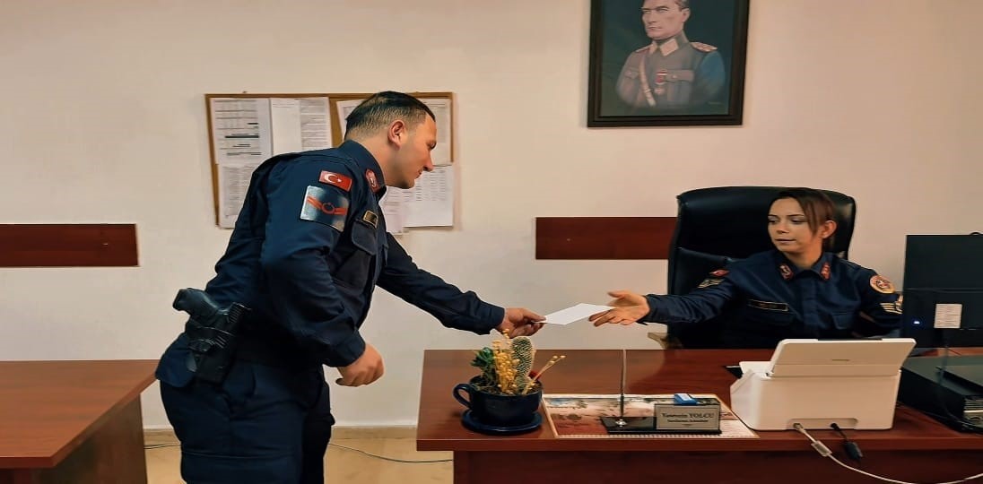 İstanbul’dan Batman’a gönderilen mektuplar jandarma personeline moral oldu
