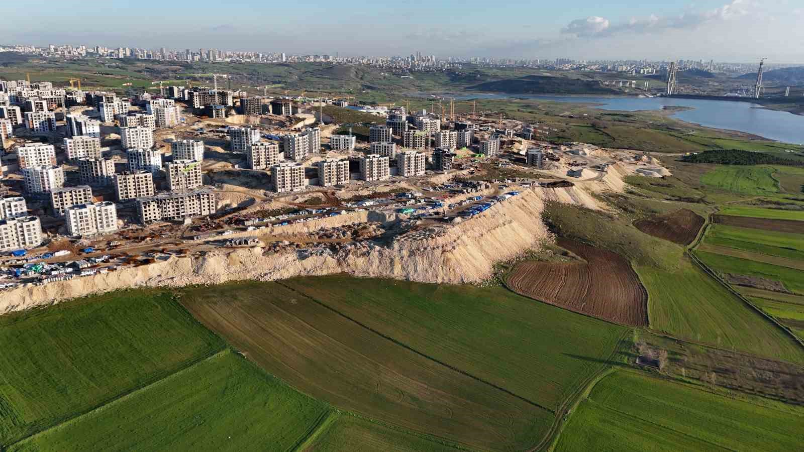 İstanbul’un kuzeyinde yeni bir şehir yükseliyor
