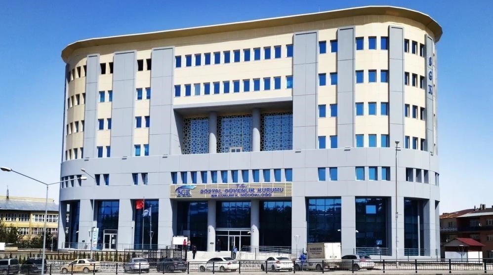 İşte Erzurum’un çalışma hayatı karnesi
İşte Erzurum’un çalışma hayatı karnesi
