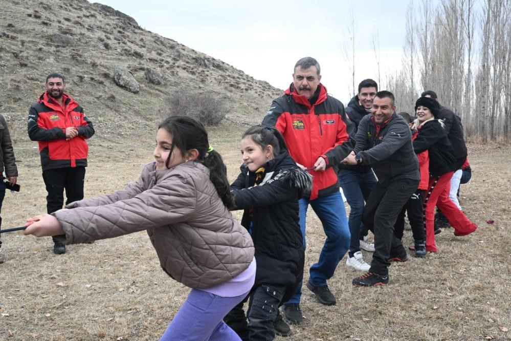 İşte farklı yönleri ve adrenalin tutkusuyla İçişleri Bakanı Mustafa Çiftçi portresi
