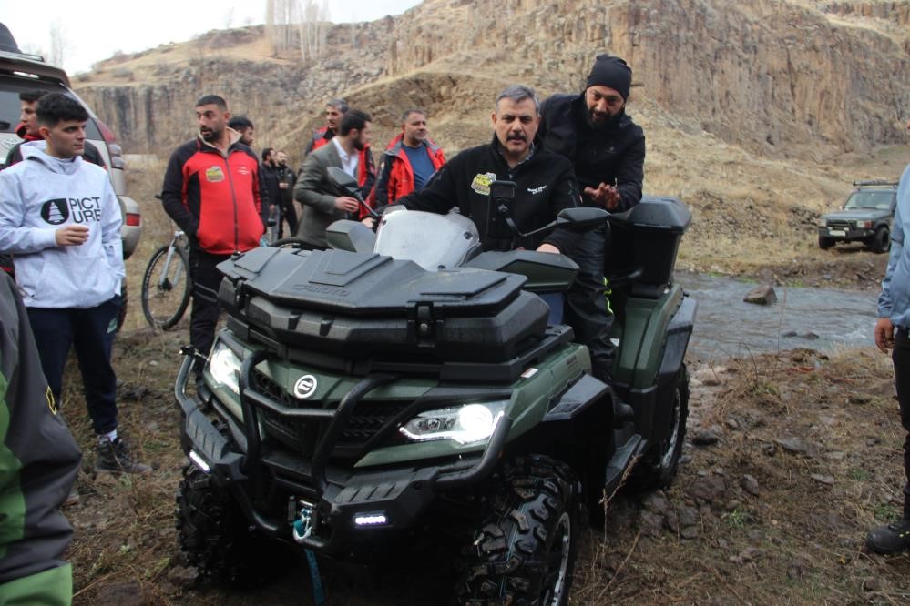 İşte farklı yönleri ve adrenalin tutkusuyla İçişleri Bakanı Mustafa Çiftçi portresi
