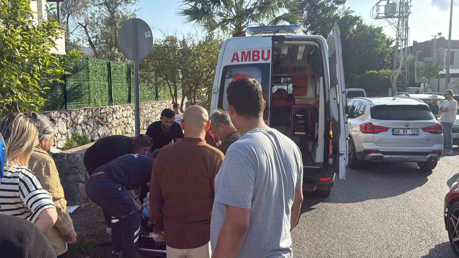 İşten dönen kadına bahçede bıçaklı saldırı
