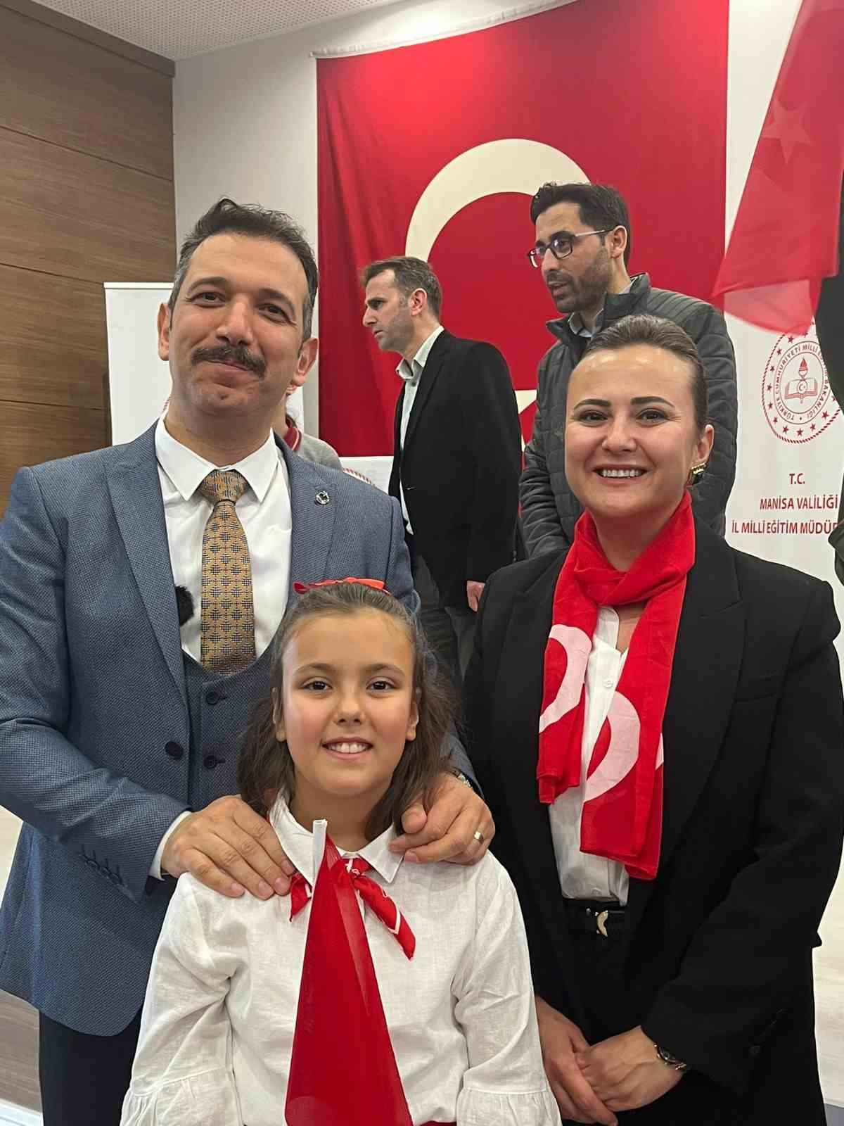 İstiklal Marşı Güzel Okuma Yarışması’nda il birincisi Kula’dan
