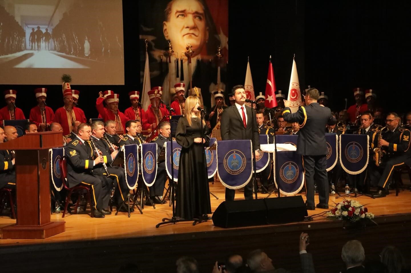 "İstiklale Giden Yolda Türkiye Şehitlerini Anıyor" programı Kütahya’da düzenlendi
