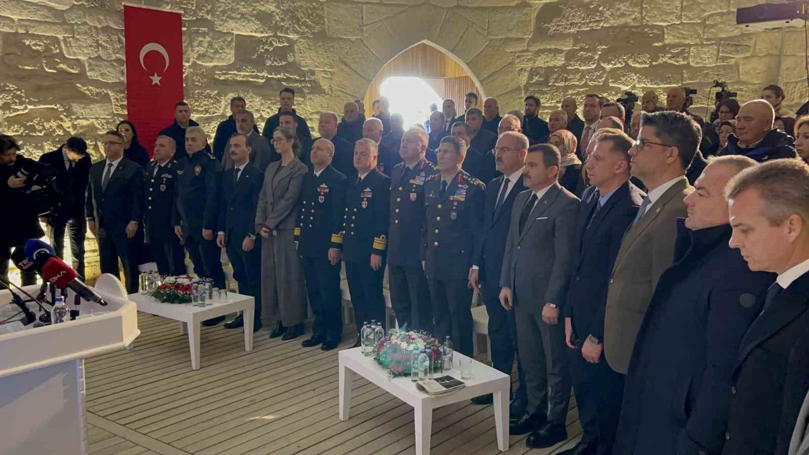 İtilaf Devletleri’nin Gelibolu Yarımadası’nı Tahliyesinin 110’uncu yılı kutlandı
İtilaf Devletleri’nin Gelibolu Yarımadası’nı Tahliyesinin 110’uncu yılı kutlandı