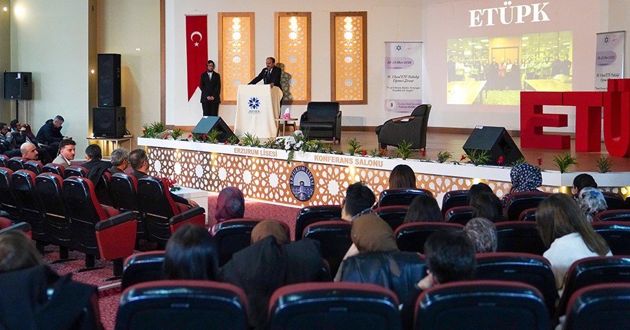 IV. ulusal ETÜ psikoloji öğrenci zirvesi "Terapi odasının kapıları aralanıyor" temasıyla gerçekleştirildi
IV. ulusal ETÜ psikoloji öğrenci zirvesi "Terapi odasının kapıları aralanıyor" temasıyla gerçekleştirildi