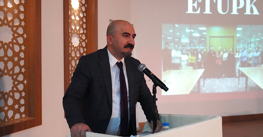 IV. ulusal ETÜ psikoloji öğrenci zirvesi "Terapi odasının kapıları aralanıyor" temasıyla gerçekleştirildi
IV. ulusal ETÜ psikoloji öğrenci zirvesi "Terapi odasının kapıları aralanıyor" temasıyla gerçekleştirildi