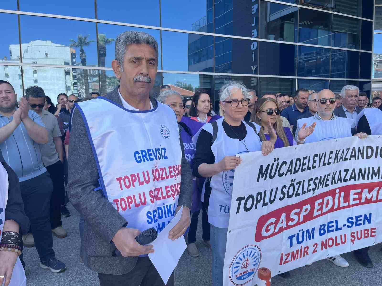 İzmir belediyelerinde maaş krizi: 3 ilçede memurlar iş bırakma eyleminde
