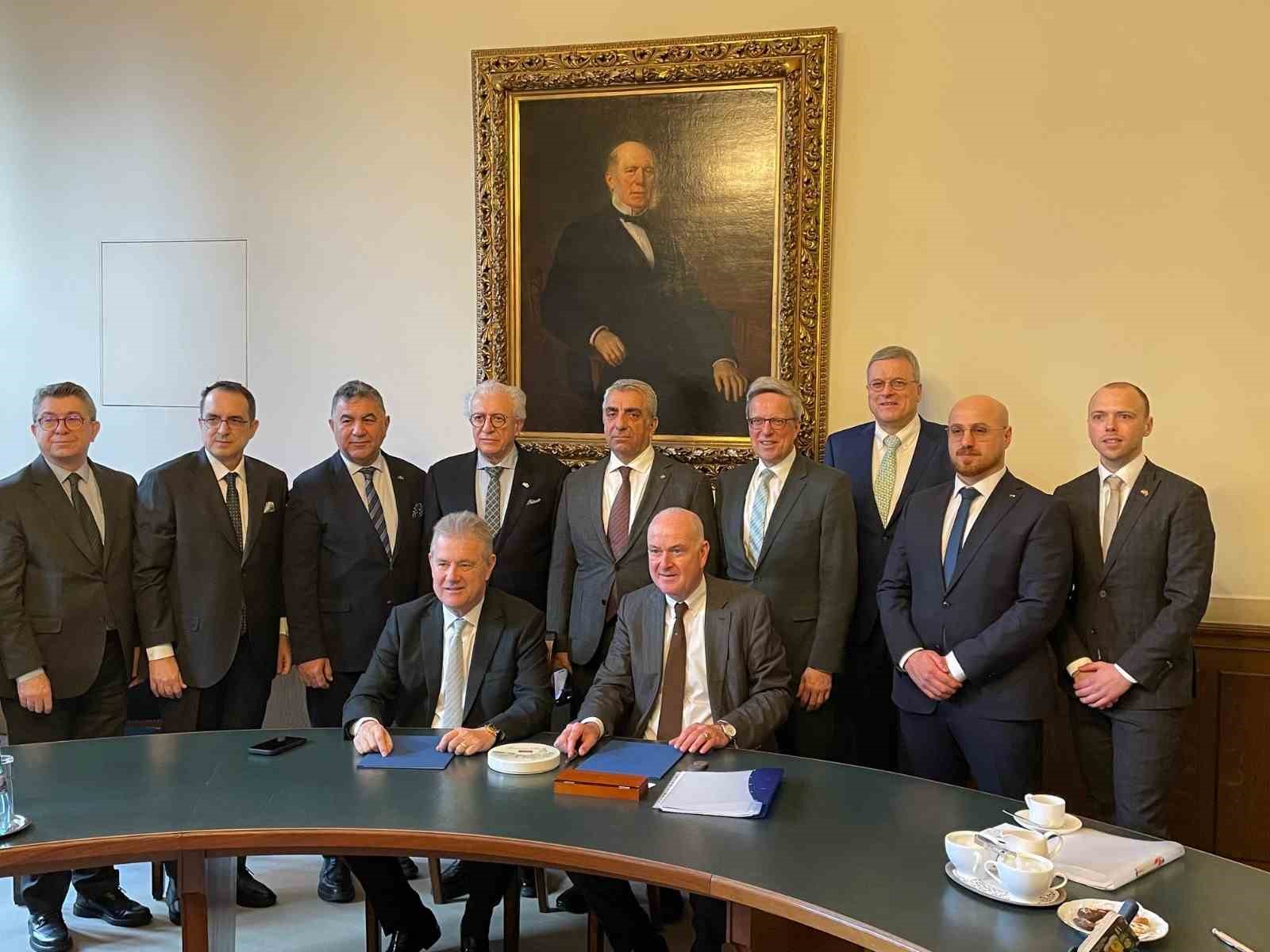 İzmir-Bremen hattında yoğun iş trafiği
İzmir-Bremen hattında yoğun iş trafiği