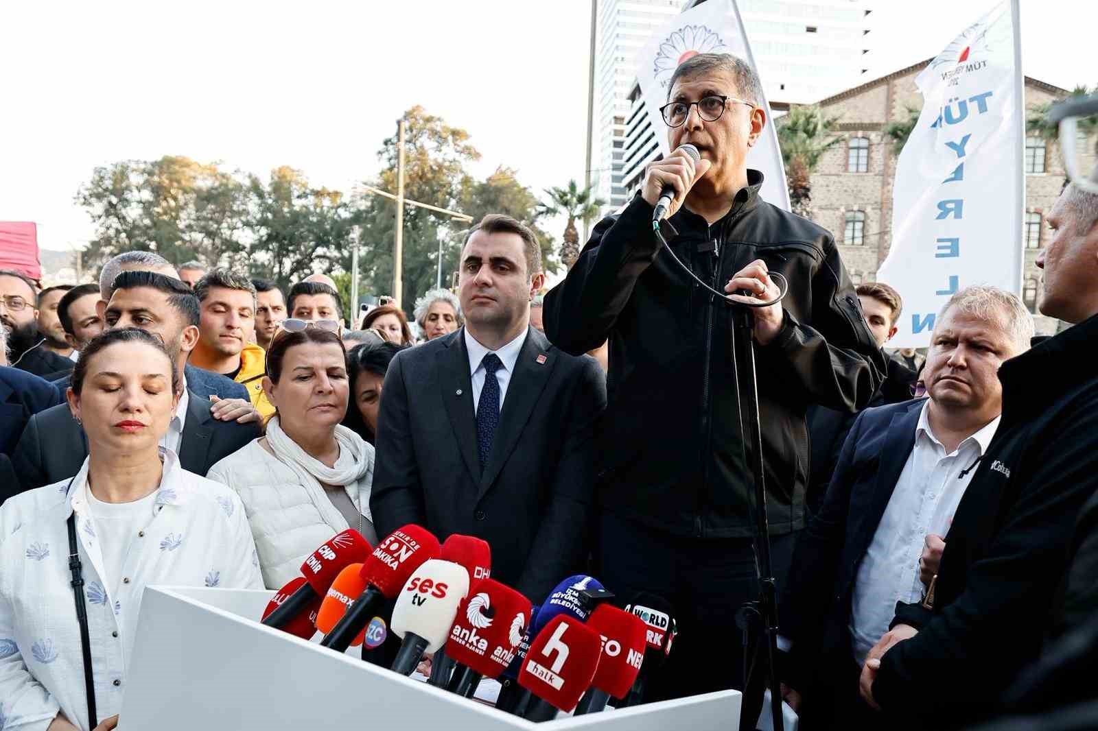 İzmir Büyükşehir Belediye Başkanı Tugay, Meslek Fabrikası binasının tahliyesine tepki gösterdi
