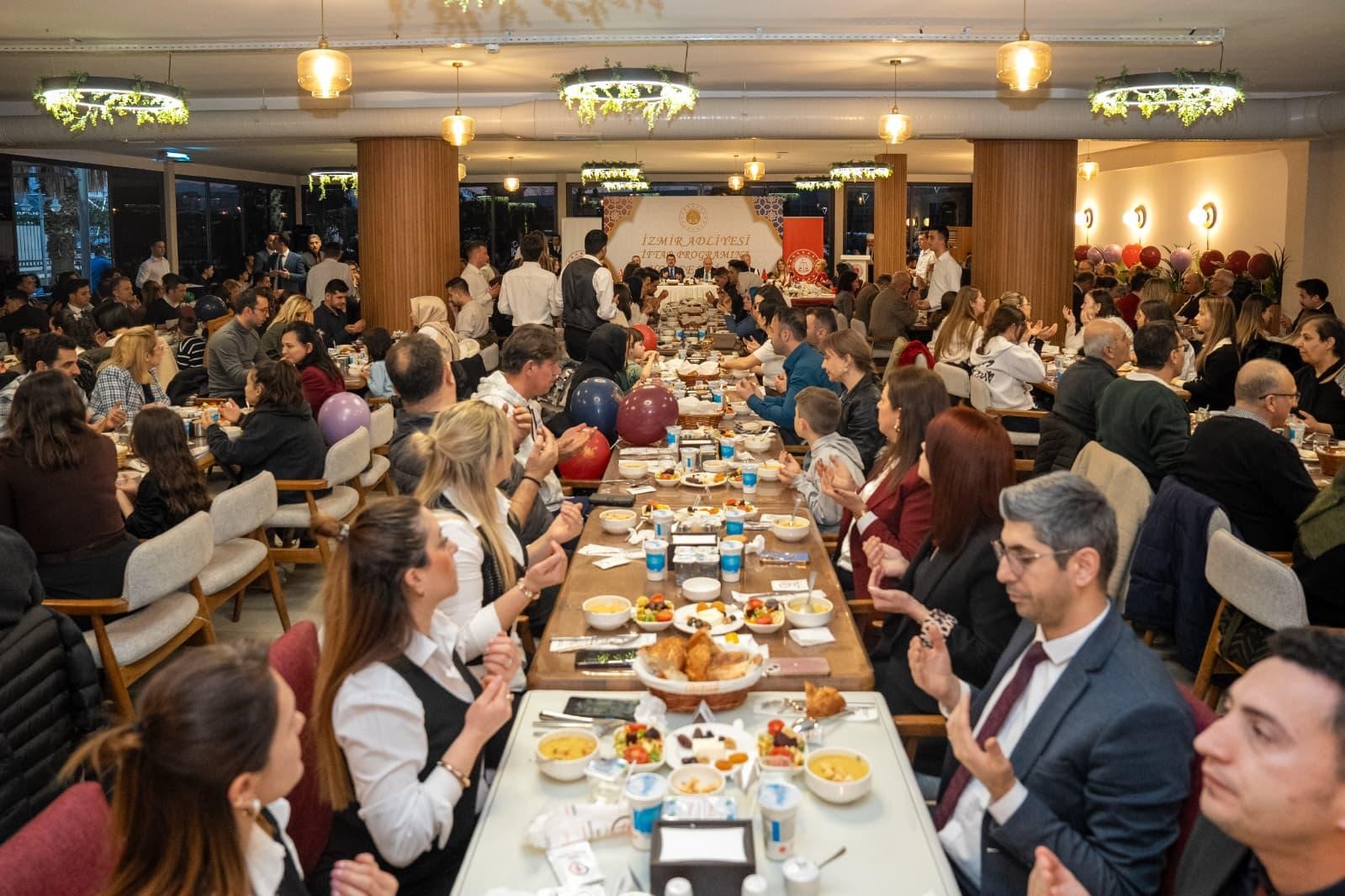 İzmir Cumhuriyet Başsavcılığı’ndan geleneksel iftar
