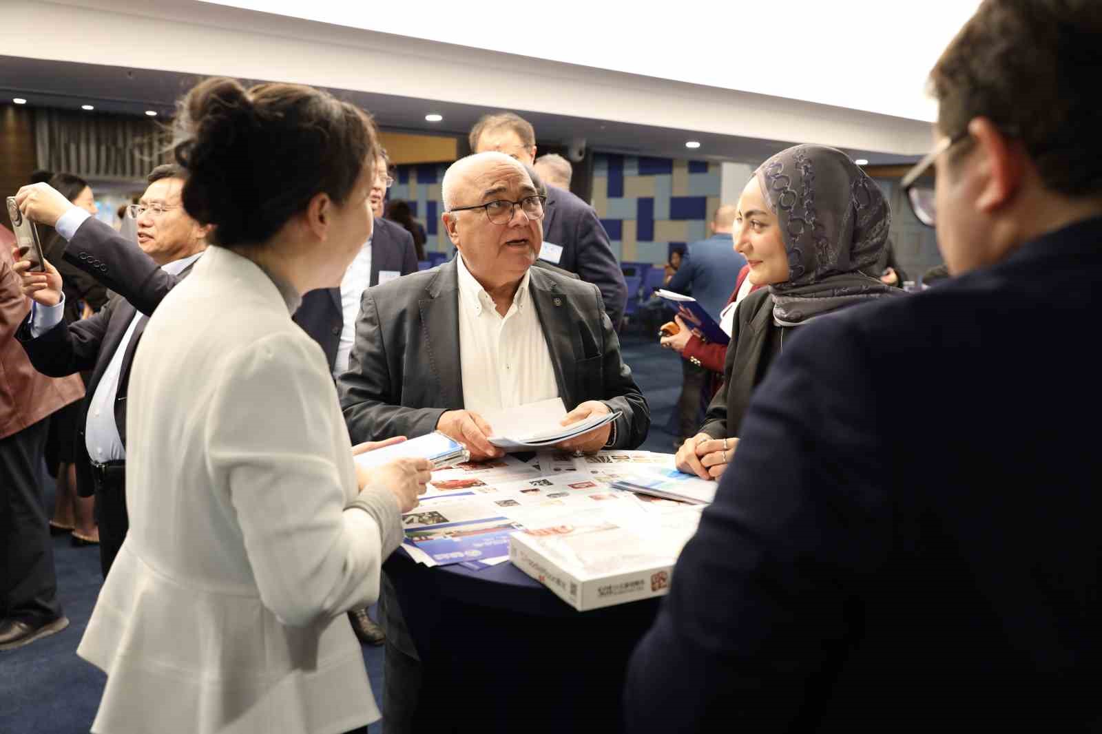 İzmir Ticaret Odası’ndan Çin açılımı
İzmir Ticaret Odası’ndan Çin açılımı