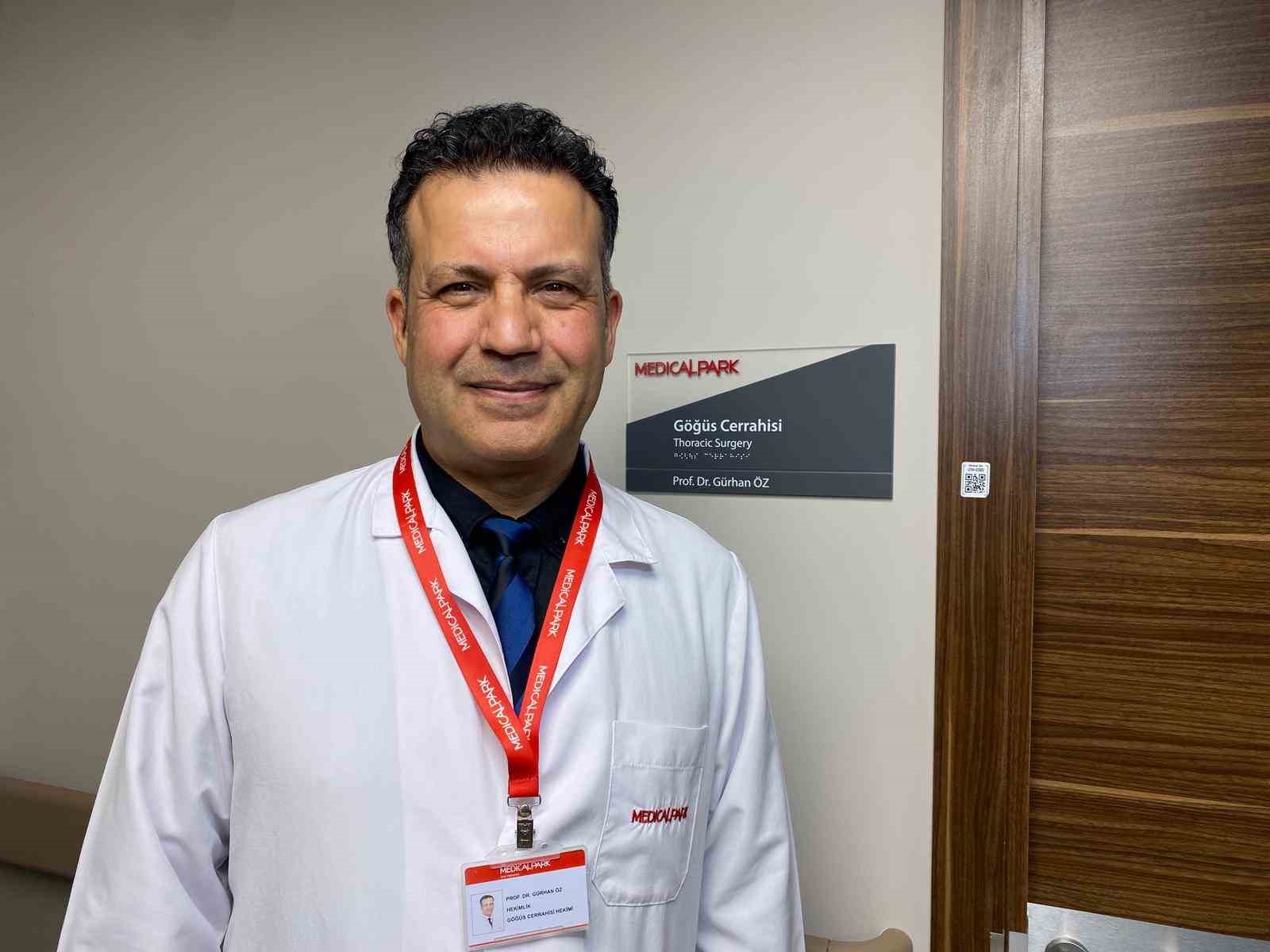 İzmir’de akciğerini kaybeden hasta karın dokusu nakliyle sağlığına kavuştu
