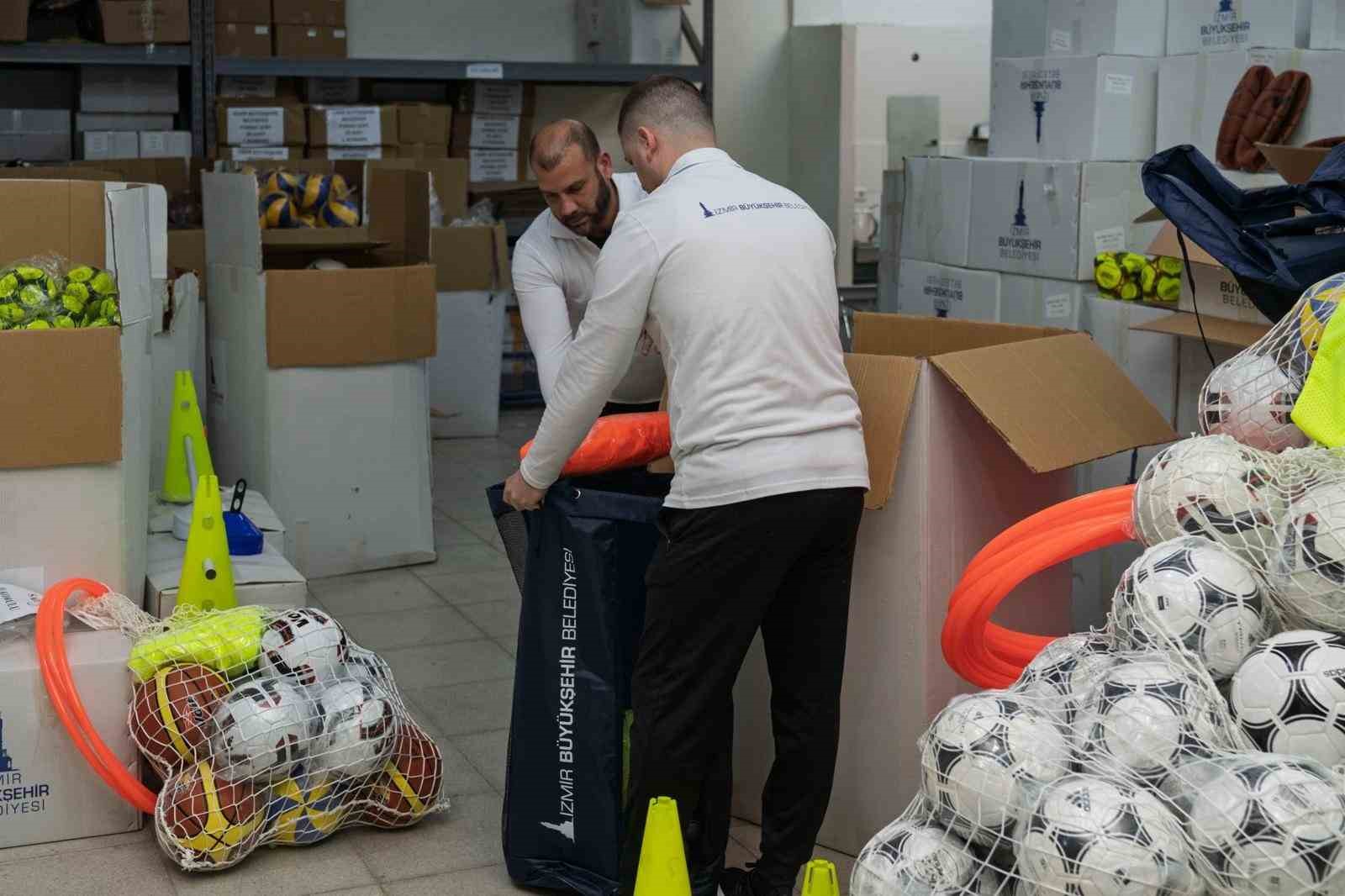 İzmir’de amatör spora 25 milyon TL’lik can suyu
