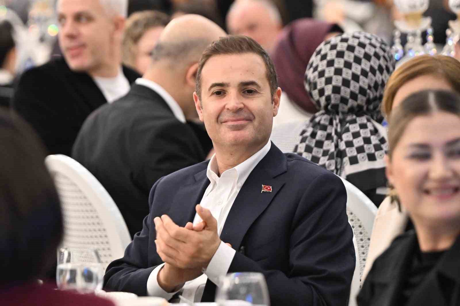 İzmir’de Balıkesir rüzgarı
