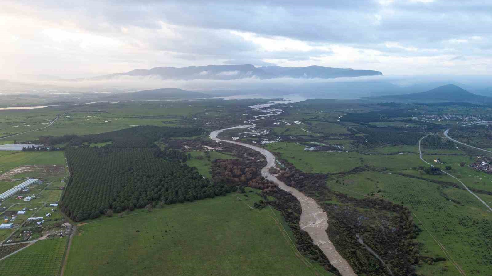 İzmir’de barajlar doldu, musluklar açıldı
