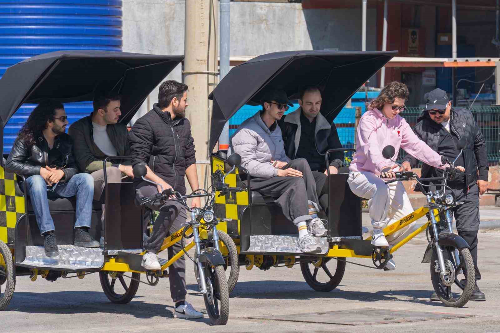 İzmir’de Bisicab dönemi başlıyor
