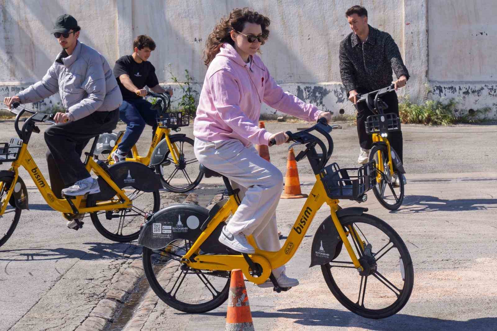 İzmir’de Bisicab dönemi başlıyor
