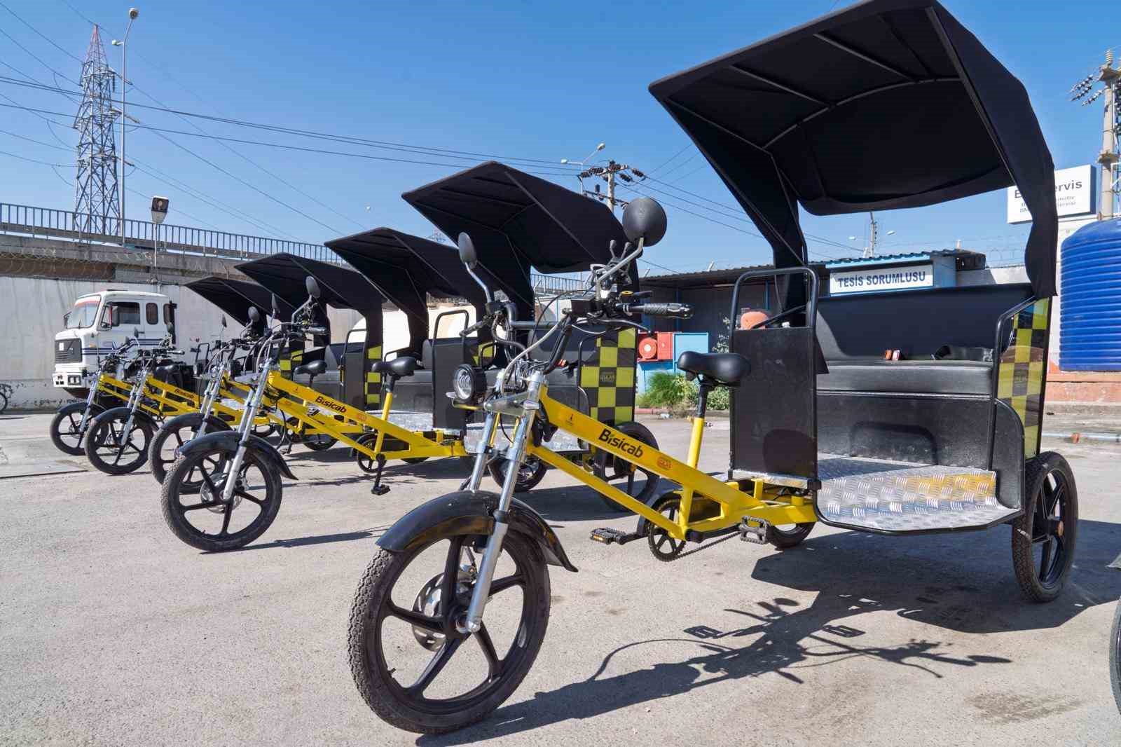 İzmir’de Bisicab dönemi başlıyor
