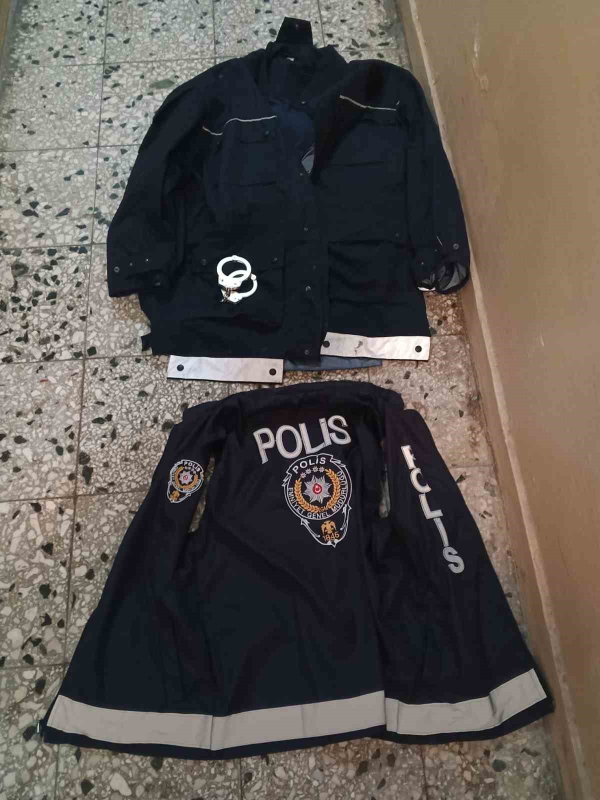 İzmir’de Erasmus öğrencilerini rehin alan sahte polisler tutuklandı
