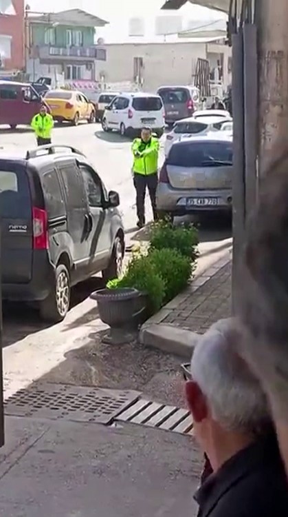 İzmir’de hareketli anlar: Pompalı tüfekle güpegündüz yaylım ateşi açtı
