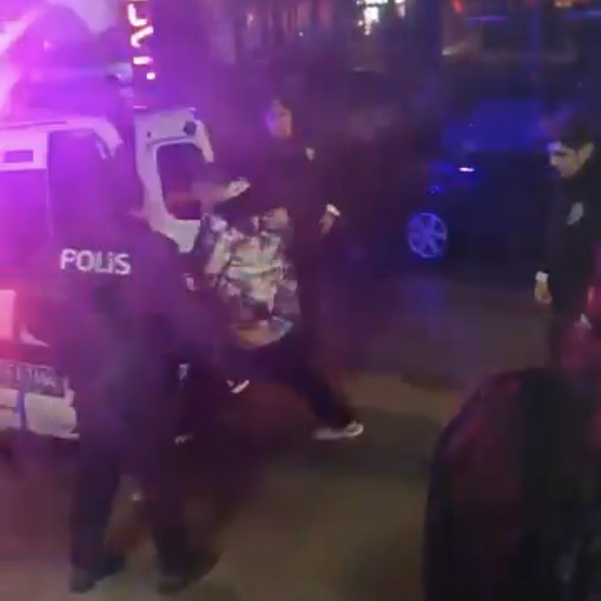 İzmir’de kız yurdundaki olay sonrası yurt müdürü görevden alındı
