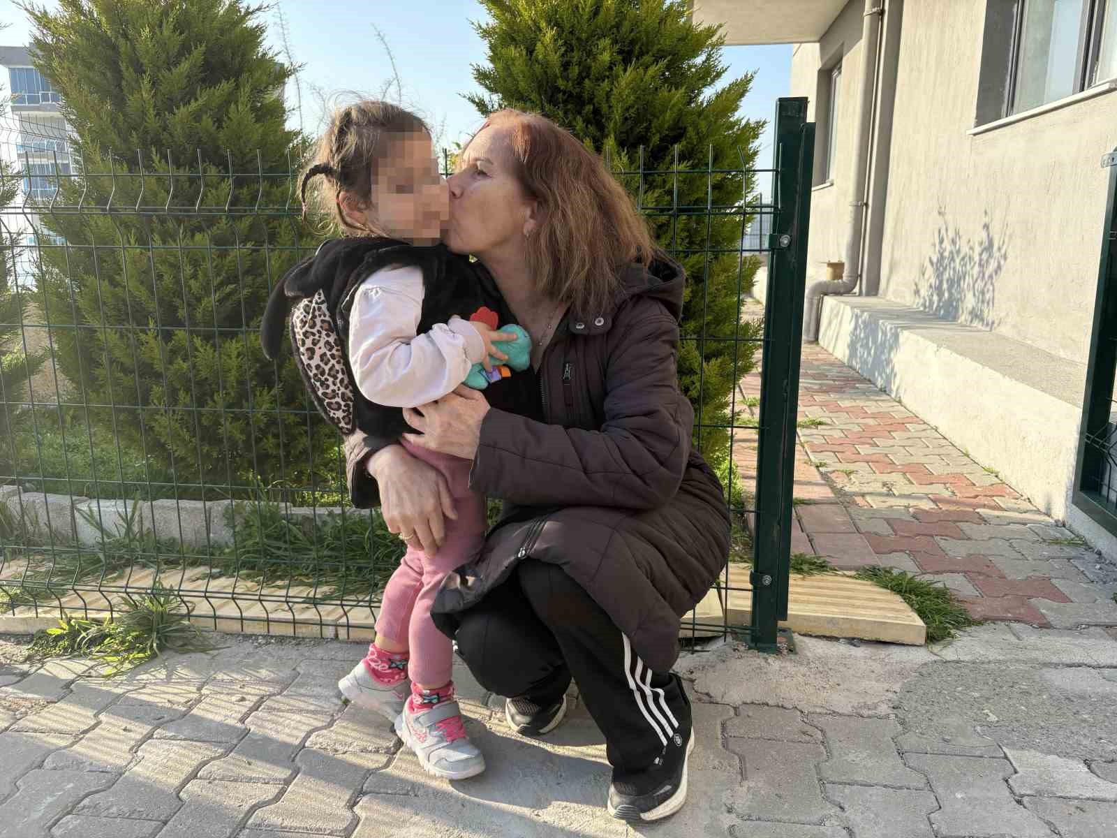 İzmir’de köpek dehşeti: 3 yaşındaki Ada’nın yüzü pençe ve ısırıkla dolu
