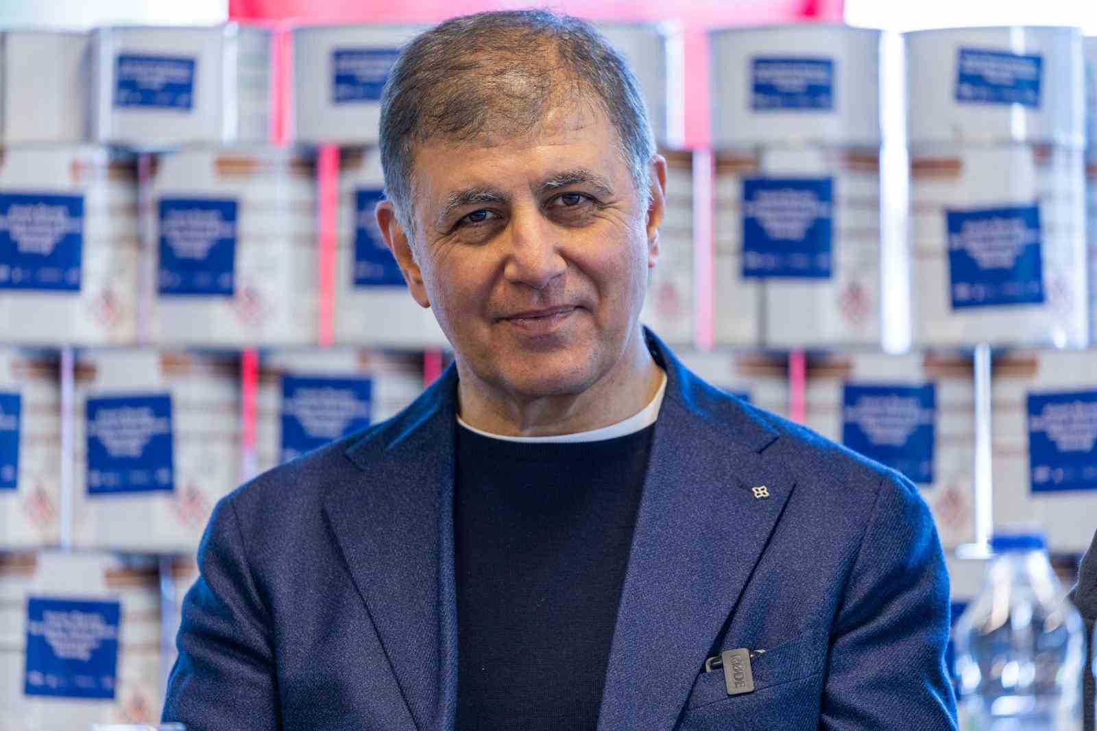 İzmir’de küçük ölçekli balıkçıyla dayanışma eli
