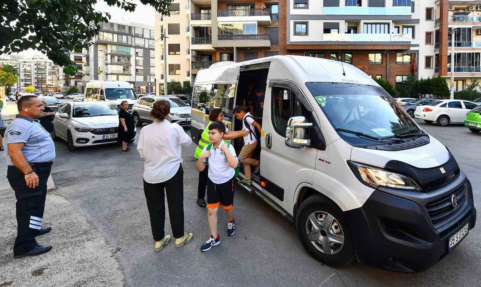 İzmir’de öğrenci servis ücretleri belli oldu
