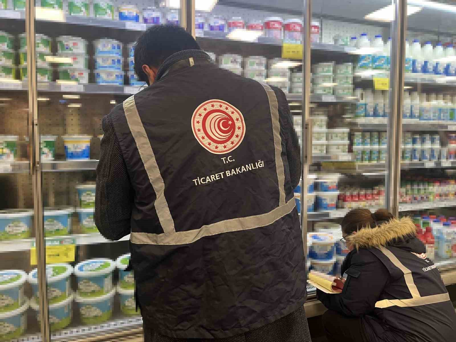 İzmir’de Ramazan öncesi market denetimi
