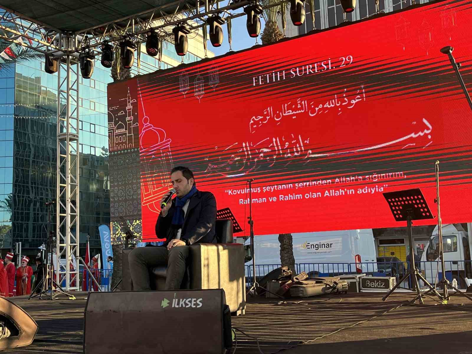 İzmir’de ’Ramazan Şenliği ve Büyük Aile İftarı’
