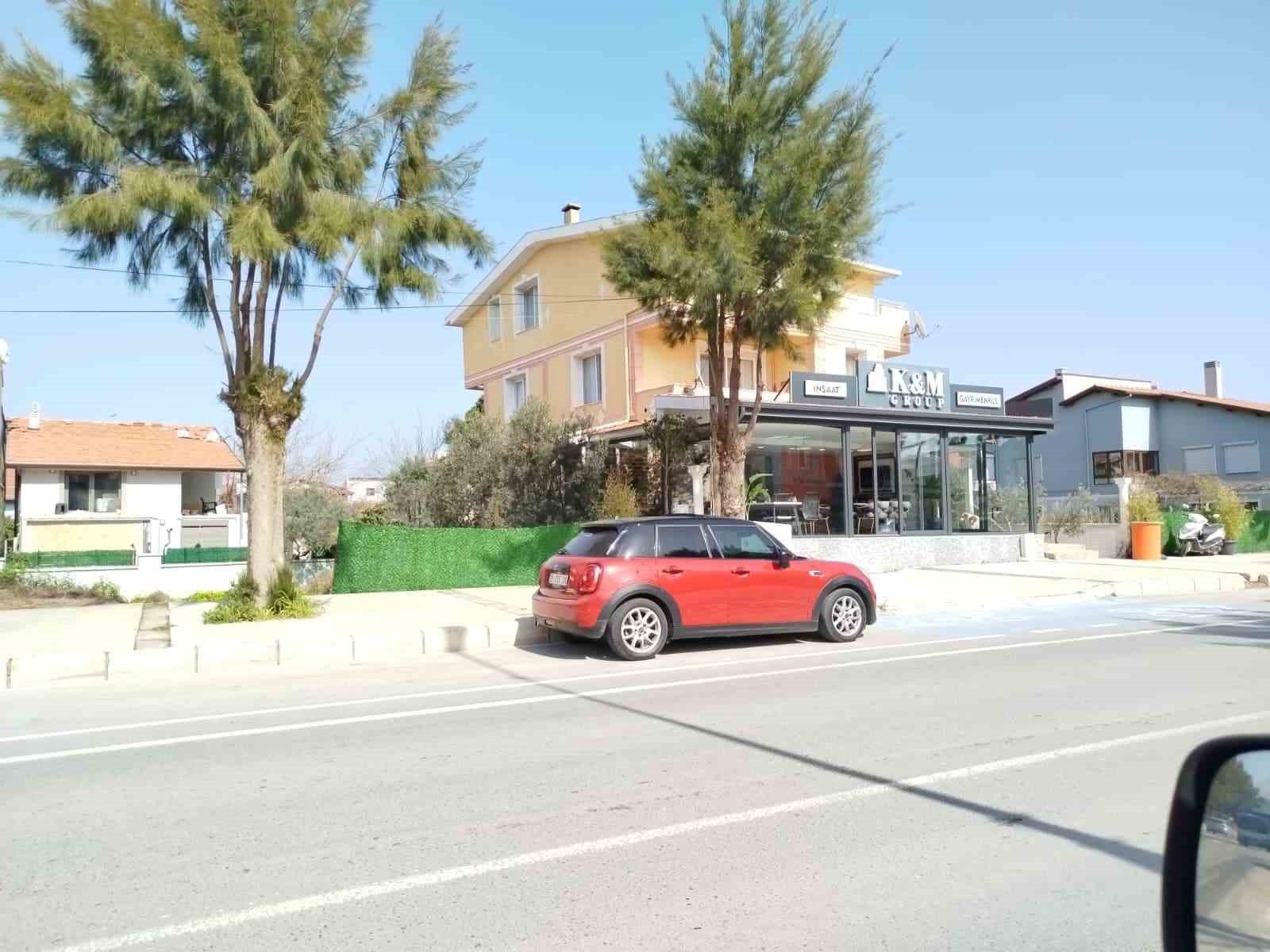 İzmir’de tahliye davası cinayetle bitti: Ev sahibi kiracısının oğlunu öldürdü
