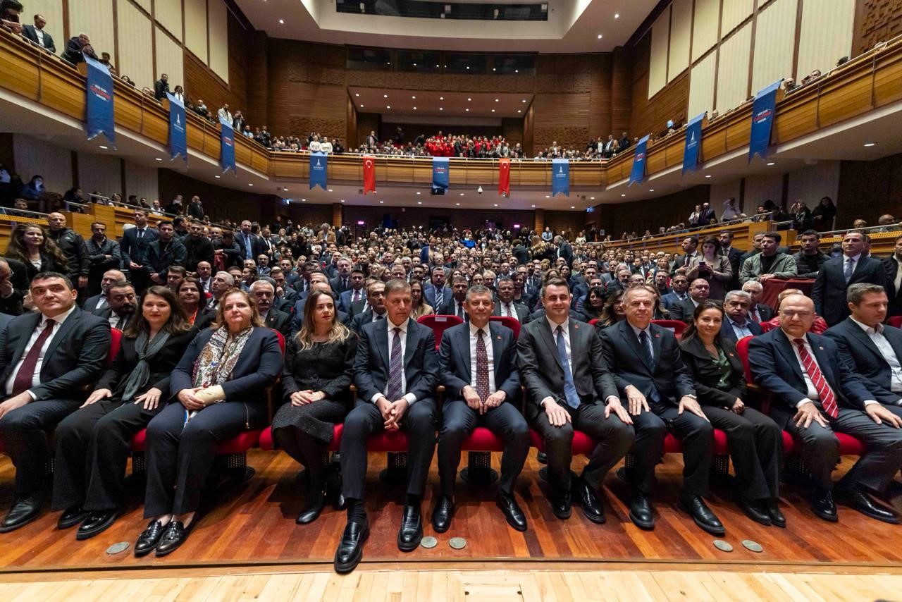 İzmir’de tarihi gün; Büyükşehir’den toplu açılış ve temel atma töreni
