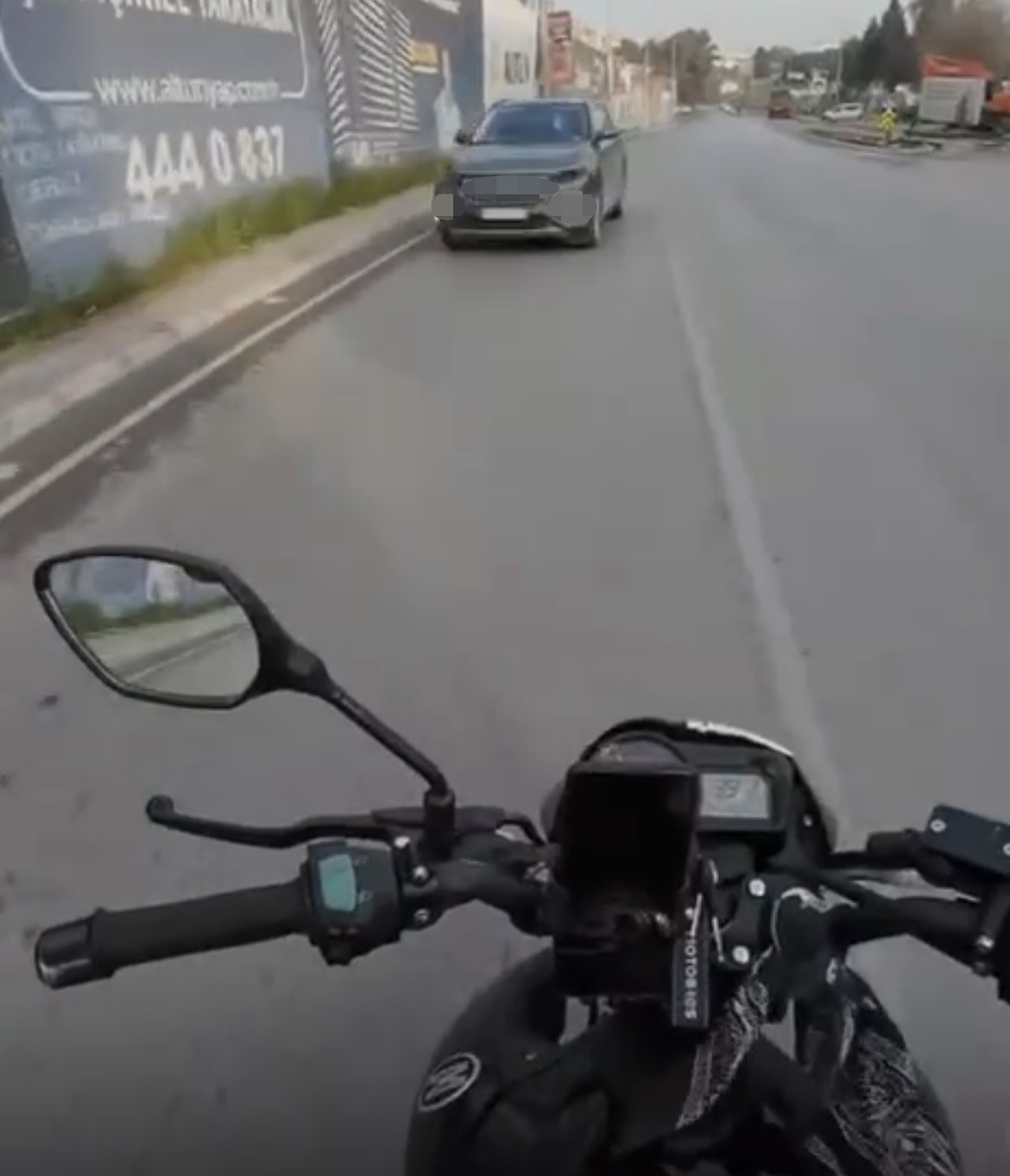 İzmir’de ters yönde ilerleyen sürücüye 10 bin lira ceza
